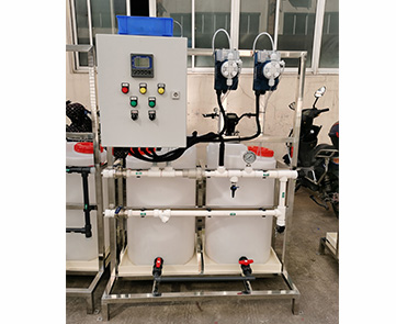 温、热水加药装置